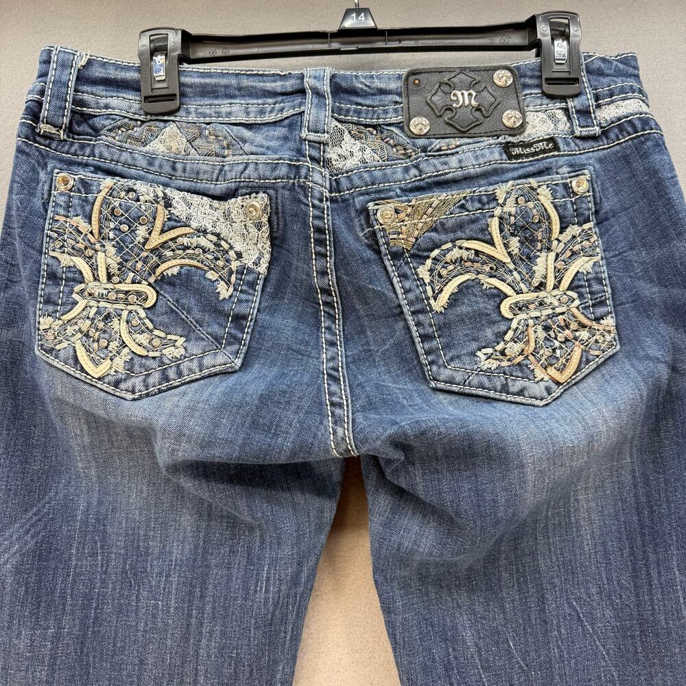 Miss Me Jeans Women's 30x34  Blue Signature Boot Lace Fleur De Lis Pockets - Picture 3 of 16